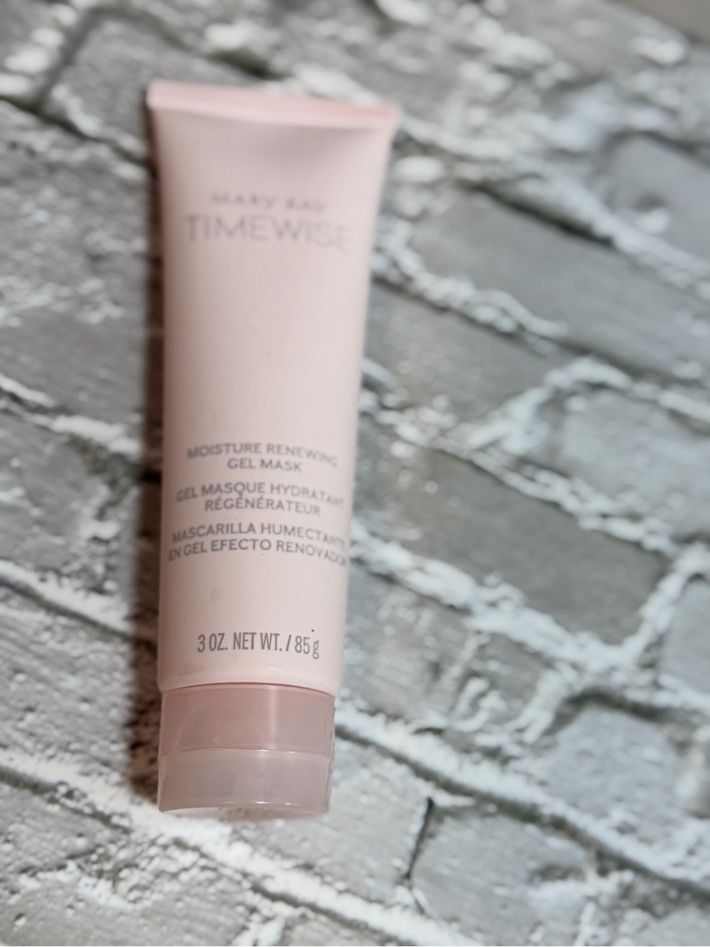 Mary Kay TimeWise Moisture Renewing Gel Mask - Light Pink Tube